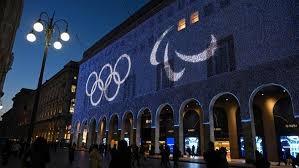 阿德巴约：斯波没拿最佳主教练是政治因素，他们想推特定的人